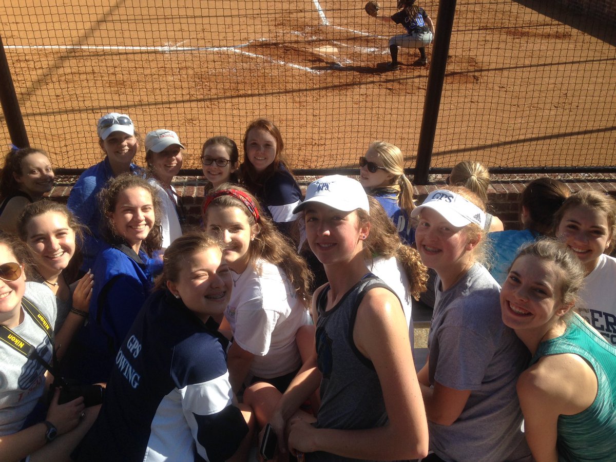 GPSgyps's tweet photo. AMAZING turnout from @GPS_Rowing at today's game against Baylor! We love you @gpsbruizerball 💙💙 https://t.co/sIKy5mSyKs