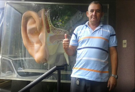 PartidoUnace's tweet photo. Todo es posible con Ayuda y Voluntad!!! Felicito ya cuenta sus Audífonos!! #partidounace https://t.co/udmq3rVNbt