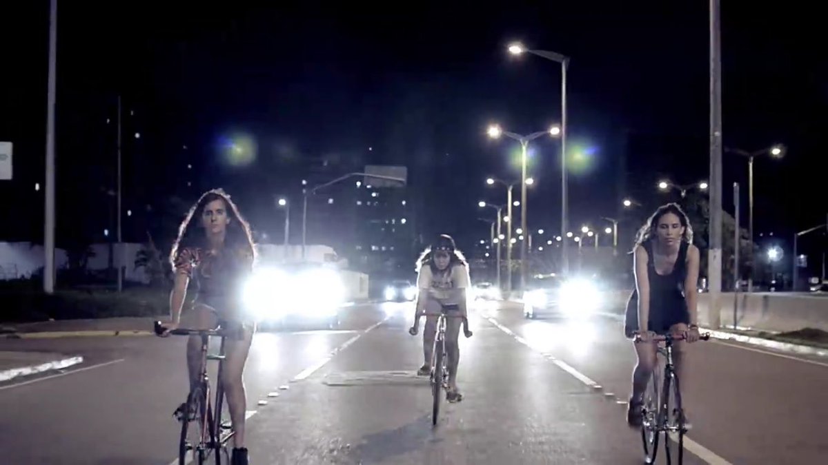 CicloMagCom's tweet photo. ¡Gran iniciativa! Video pide respeto para mujeres en el ciclismo urbano... ¡y en la vida! ►https://t.co/lmeVFKL1ts◄ https://t.co/kSANyHn6FT