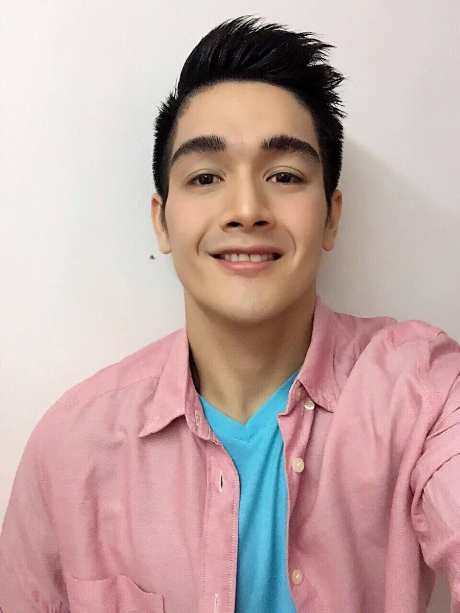 AHOF__GRANDMA's tweet photo. FOLLOW THATS MY BAE @tommy_penaflor 
#ALDUBTheRequest https://t.co/cKIkuohEJ7