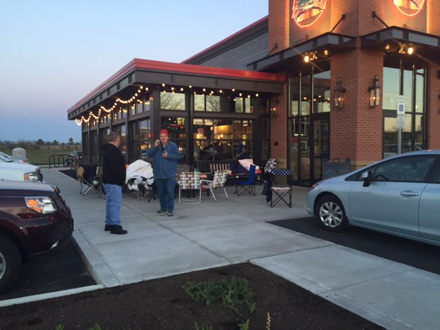 whiotv's tweet photo. #DEVELOPING: People are camping out for the opening of Primanti Bros. in Beavercreek. https://t.co/iP5iYlCxN9 https://t.co/i4yooSiUI2