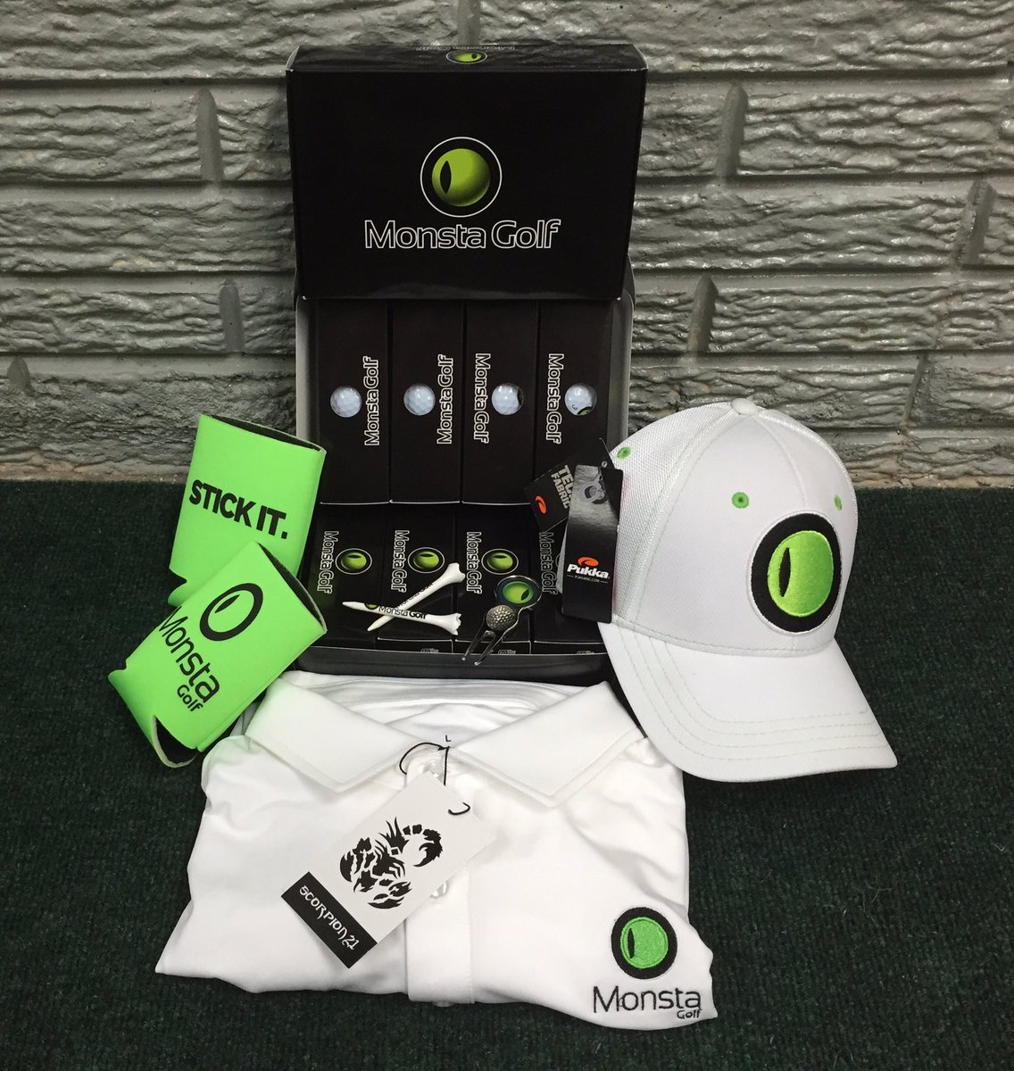 ingolfed's tweet photo. always said I love @monstagolf for it's quality. I get this gear in @pukkainc and a @Scorpion21gear holy cow! #😍 #👏🏽 https://t.co/JFaDX2AIjj