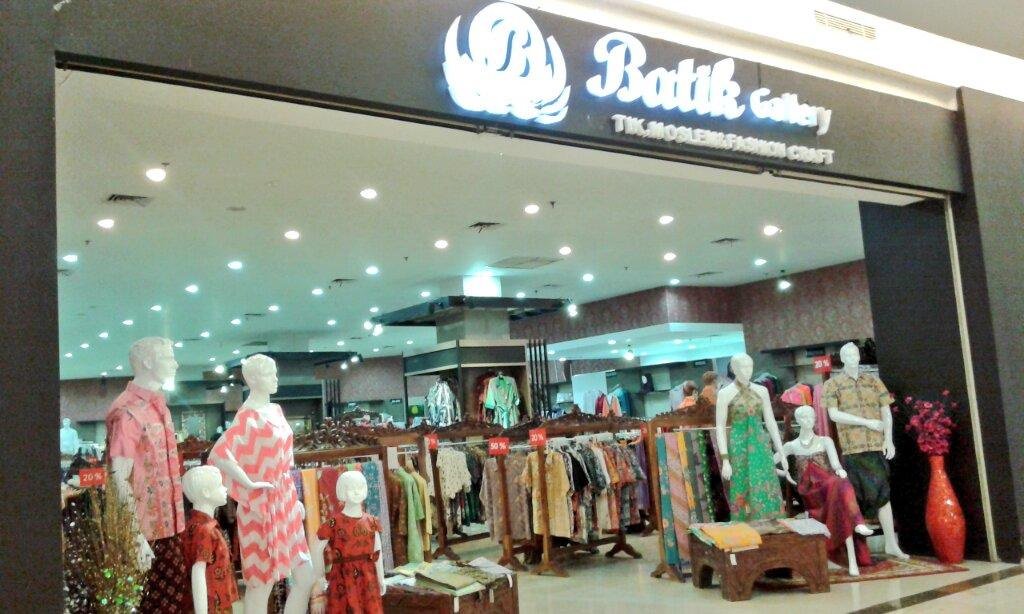 GrandMetMall's tweet photo. Hello #GrandMetMates!
#batikgallery Disc up to 50% to selected items!
Grab it fast at @GrandMetMall
3rd Floor :D https://t.co/cLUV5m7LOn