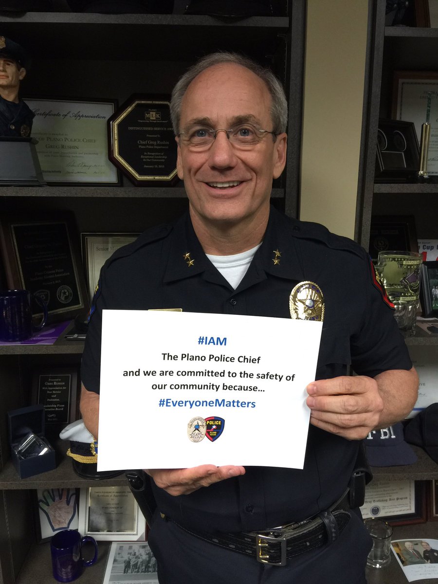 PlanoPoliceDept's tweet photo. Chief Rushin supports #EveryoneMatters day. https://t.co/6QZCoDFUj3