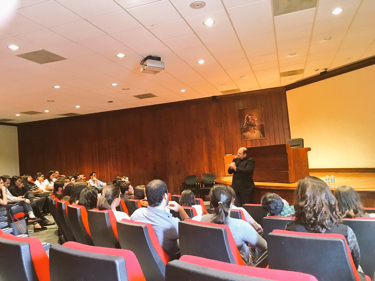 Nuestro <a href="/Rector_Anahuac/">Rector U. Anáhuac</a> se reúne con los Candidatos a Sociedades de Alumnos que iniciarán campañas la próxima semana