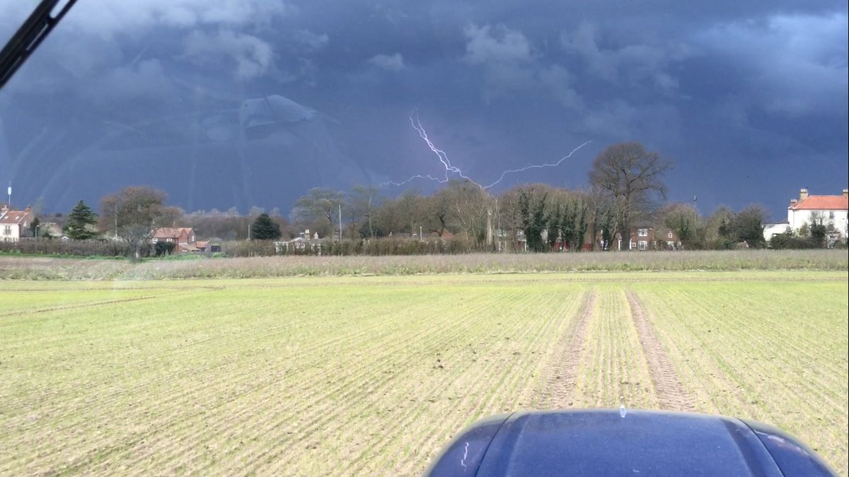 Martin_RGM's tweet photo. @countrymousie @DailySUFFOLK @bbcweather @BBCSuffolk 
Same here ! https://t.co/wmhYQjCH1n