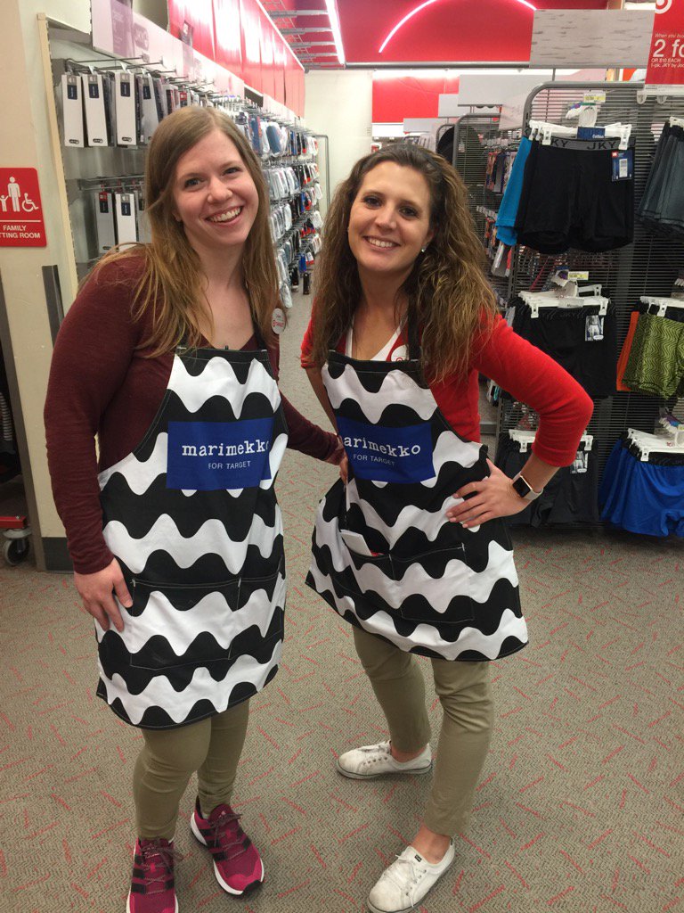 EMossTarget's tweet photo. Getting ready for Marimekko launch!#lovepartnerships#apronsallday @T2106 @FitchburgSteve @Tina_Inspired @domcolosimo https://t.co/LhzWQyTxtP