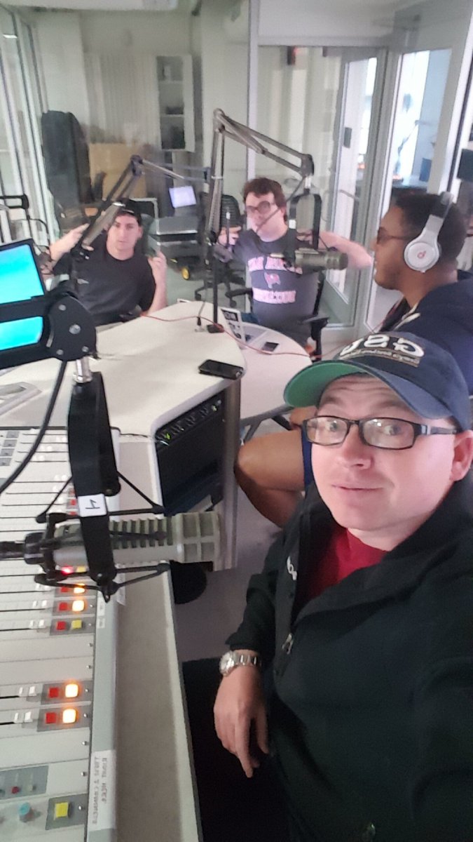WVGS_Sports's tweet photo. The #FinalBuzz Crew is live in the Sanford Hall studio. Listen on @919TheBuzz and @RabbleTV. https://t.co/RPMGIKukqH