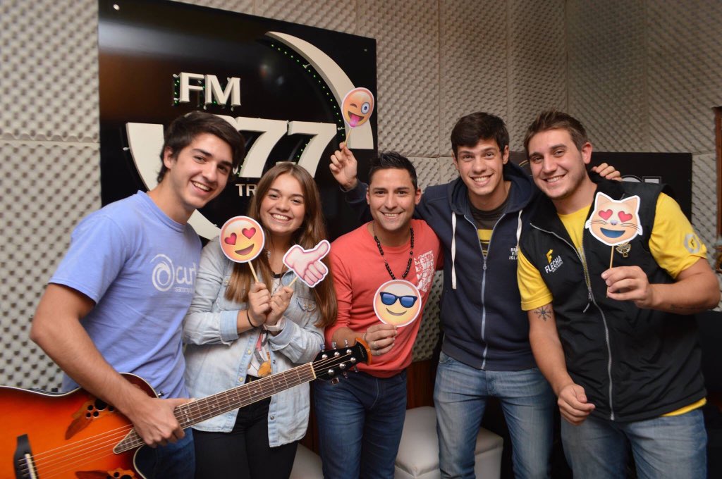 trankab_'s tweet photo. @ttmthits @977FMTropico hoy en la radio! Gracias por la buena onda!! #Muevelo #TkBk https://t.co/Iw4NoHiYHN