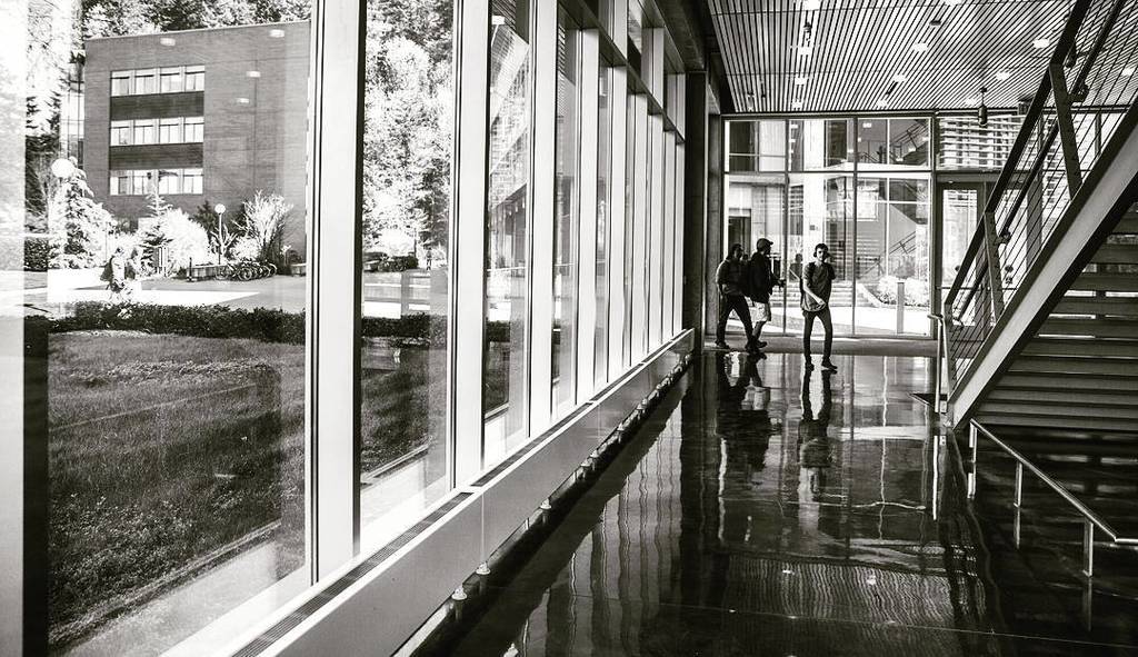 TweeterBham's tweet image. Inside the AIC on south campus.

#wwuarchitecture #archdaily #campusarchitecture #collegea… ift.tt/1VmZvik