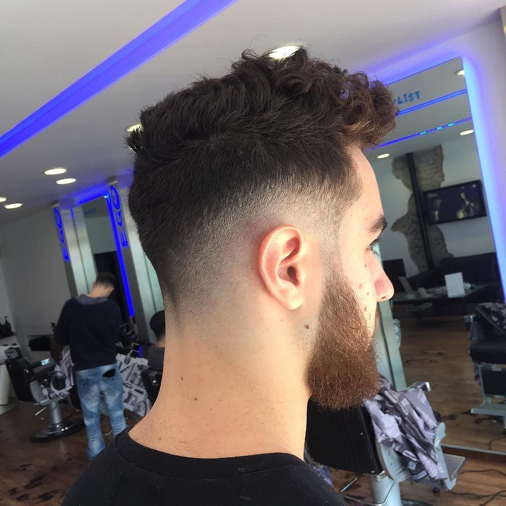 menshairtrends's tweet photo. Haircut by @egobarbers on Instagram https://t.co/WN8k5aYQUn Find more cool hairstyles for men at … https://t.co/Ohe3q7ZC4S