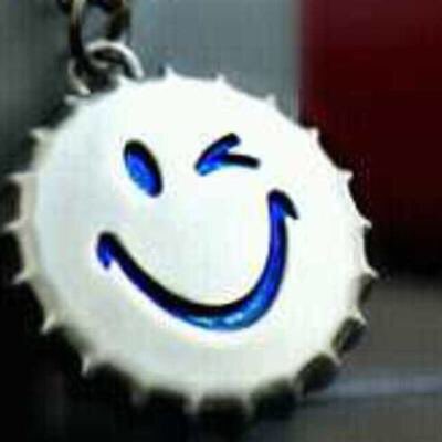 معنى السعادة 
أن تملك أنسانة تجعلك تغفو مبتسم، وتستيقظ مبتسم ،وما بين الابتسامتين راحة لا تحكى ،،