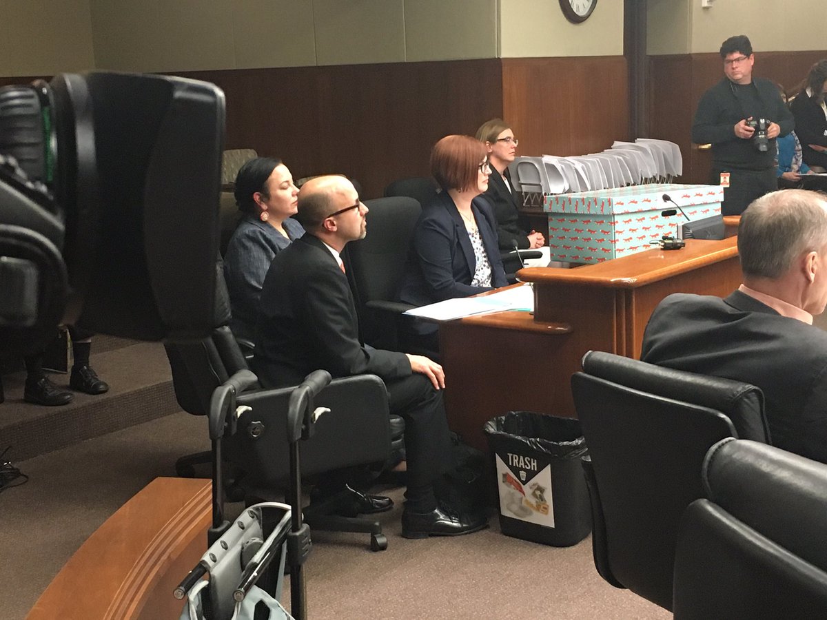 LindseySeavert's tweet photo. A new bill would bring Finnish style baby boxes to MN for low income moms. @kare11 next! #BabiesNeedBoxes https://t.co/8LqbQO2zji