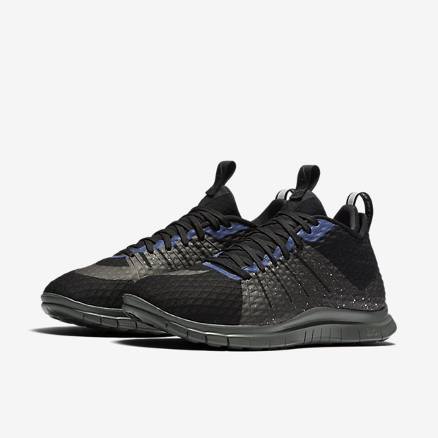 sneakersteal's tweet photo. Nike F.C. Free Hypervenom 2 "Black / Reflective Silver" $140.00 Free Shipping 
https://t.co/xD3VZmbvZB https://t.co/DlcnxI9hmL