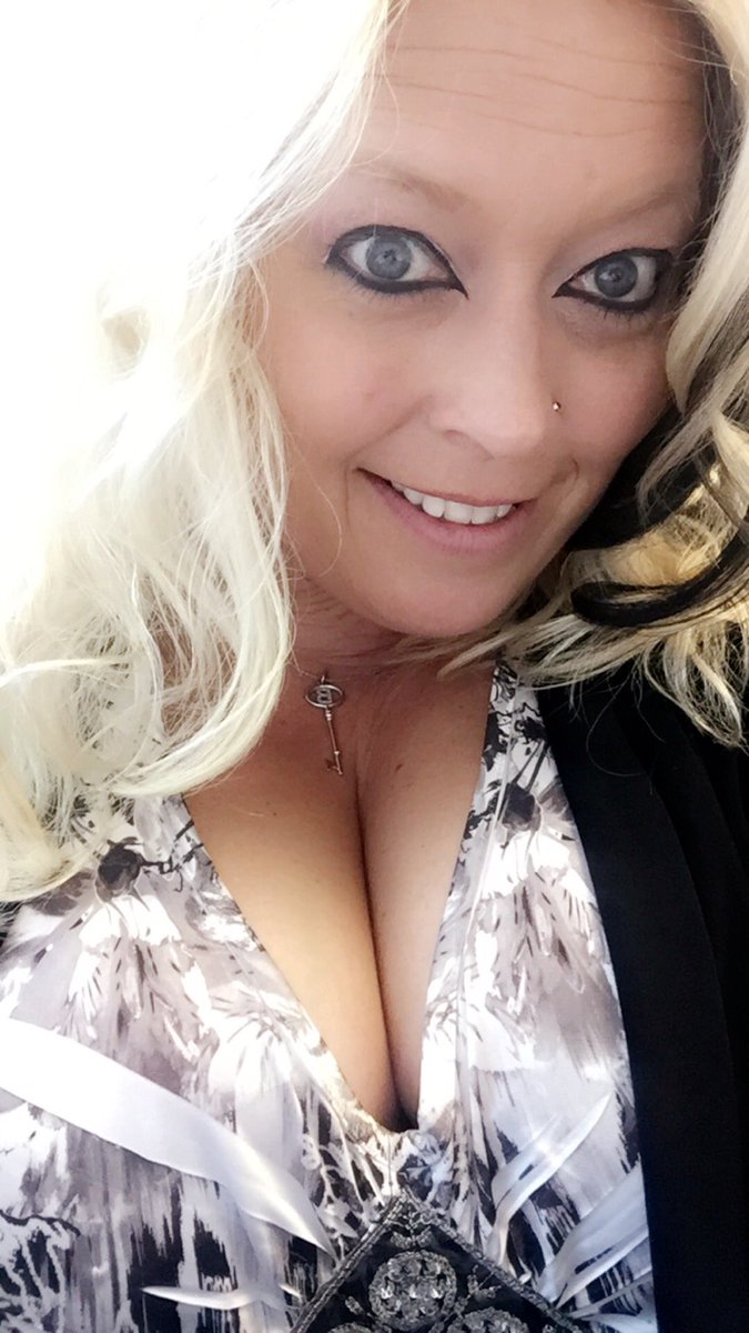Savannah_PhaiR's tweet photo. Nothing exciting happening lately but I am still here! ❤️❤️#bbw #savannahphair https://t.co/CVMb2bTvtk