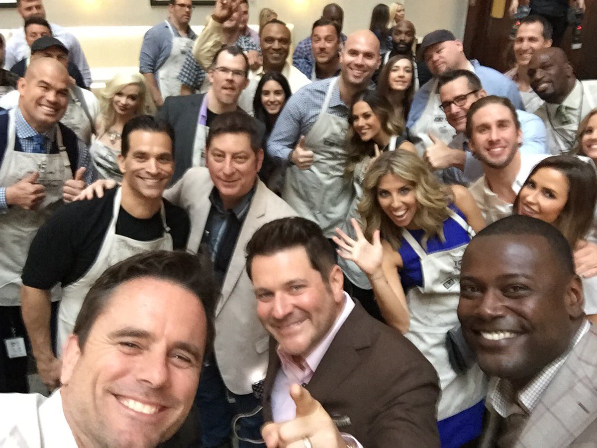 Getting ready to for #WFW16 with @kevincarterESPN <a href="/JayDeMarcus/">Jay DeMarcus</a> and some other truly fantastic folks! #SpotEm