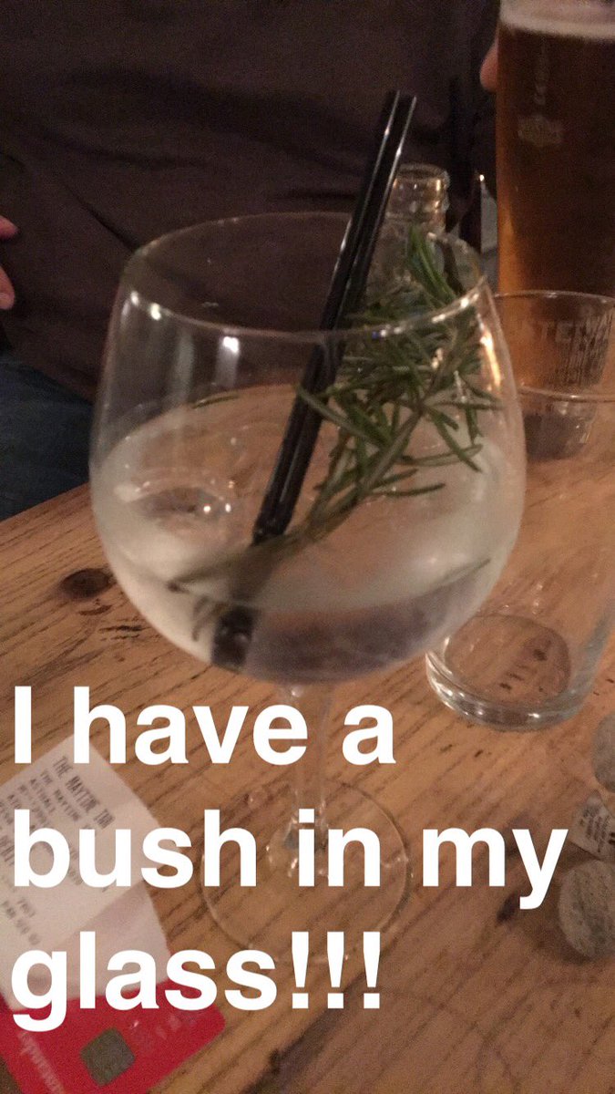 EmmaJonesGB's tweet image. 😳 #bushgate