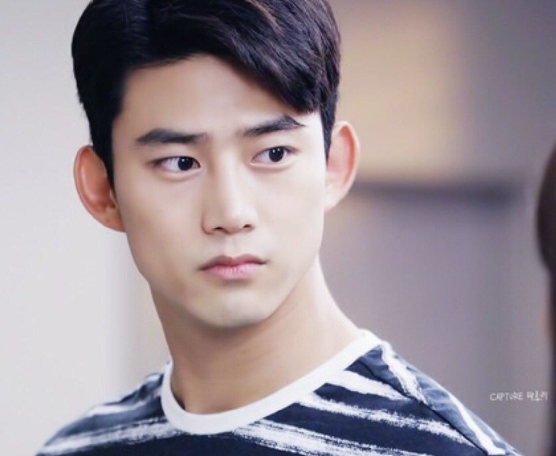whiteok1111's tweet photo. RT @TAMMYtaec 
✳️ Taecyeon〜✨😻💚
     Galaxy名古屋まであと10日        
     (*˘︶˘*).｡.:*♡ 💕💕 https://t.co/ksE2hZHwbx