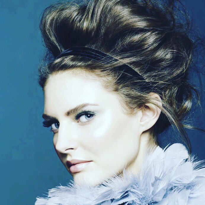 4 #SpringBeauty Trends from <a href="/kevyn_aucoin/">Kevyn Aucoin Beauty</a> Lead Artist, Kimberly Castillo
bit.ly/1qncnHK
#beauty #bbloggers