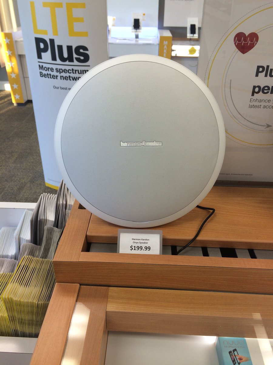 SprintOnDrake's tweet photo. Hey WMU....
Your parties did not wake us this weekend. Spend $100 or more in acc. to win this $200 H. Larson speaker https://t.co/mpXmAVWkHj
