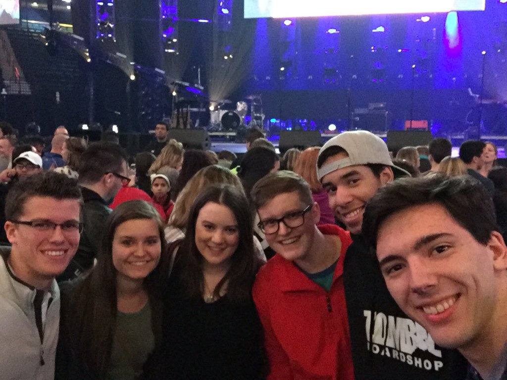 mitchelldtodd97's tweet photo. #OUTCRYtour https://t.co/zTOrEz2kmM