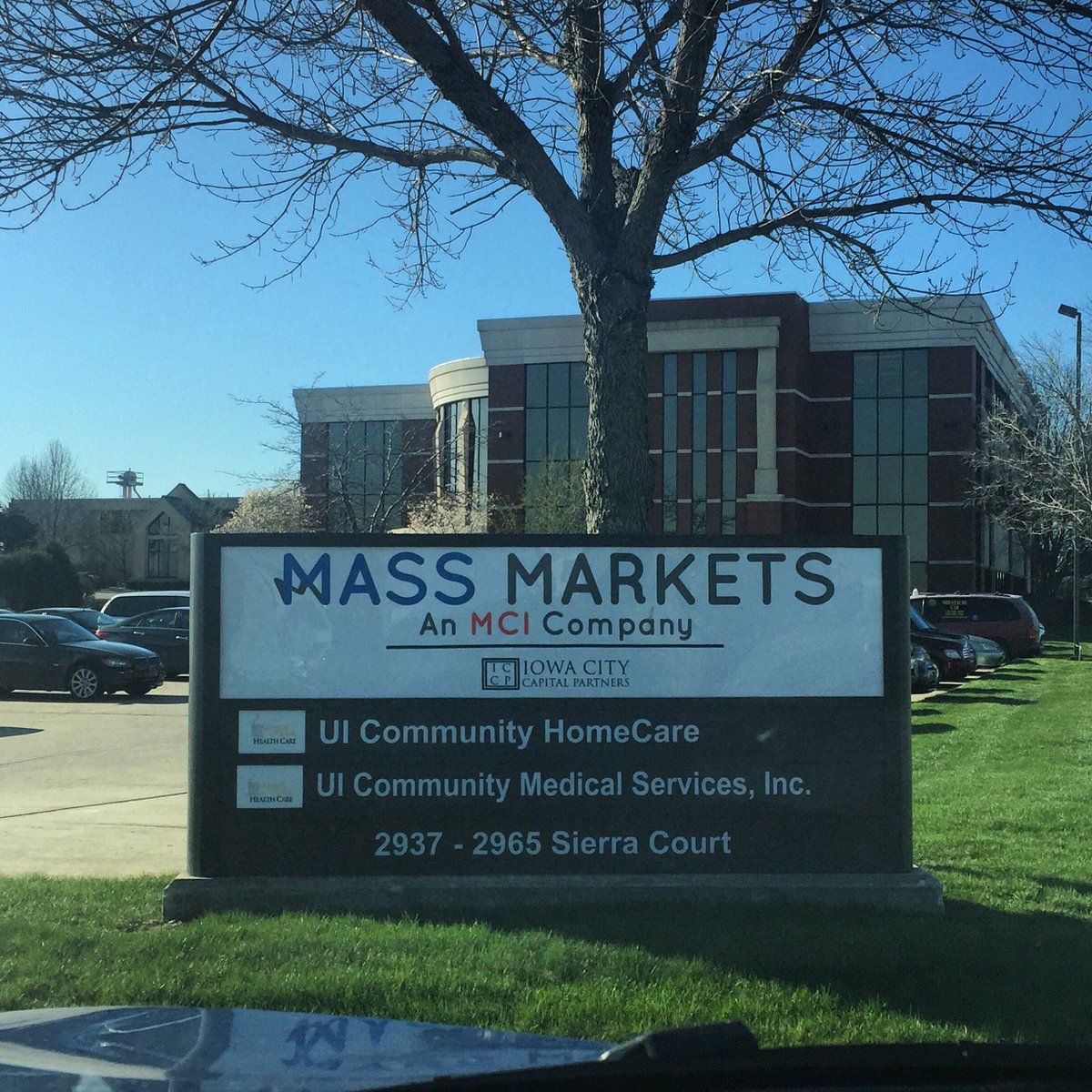 TMone's tweet photo. #MassMarkets HQ = #XAAS #BPO #omnichannel #sales & #custserv #contactcenters in the #USA https://t.co/6lw7oODfcc https://t.co/5IOz1x8bg5