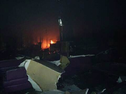Iisscute's tweet photo. Bank Muamalat di komplek ruko Satria plaza purwokerto dini hari terbakar https://t.co/KYgXhsr5dz