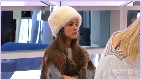 UgotBronx's tweet photo. #NIKKICAM #BBCAN4 #TweetMirror #EPICFAIL https://t.co/xCjTjgk8ak