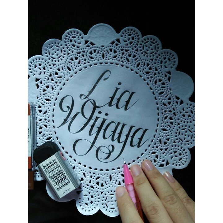 Druthersco's tweet photo. By puputadetri Lia Wijaya - 2/4
Doily paper 7,5"
#blacknwhite #alphabet #lettering #handlettering #art #handmadefo… https://t.co/r4TiB6pz5R