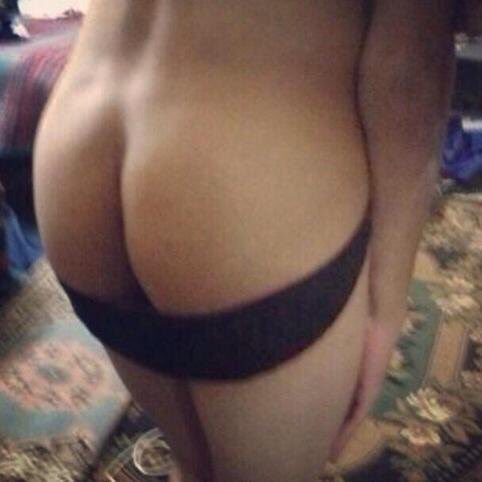 بوتوم الامارات (@nrqmd) on Twitter photo 