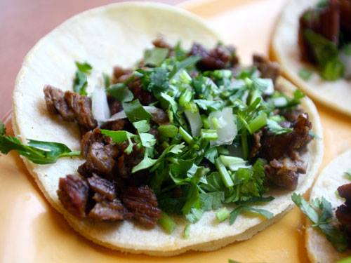 LPStadium's tweet photo. TACO TUE!
$5 MARGARITAS!
$5 IMPORTS
And come out for the BLACKHAWKS TOMORROW NIGHT https://t.co/LbTxHmTMwn