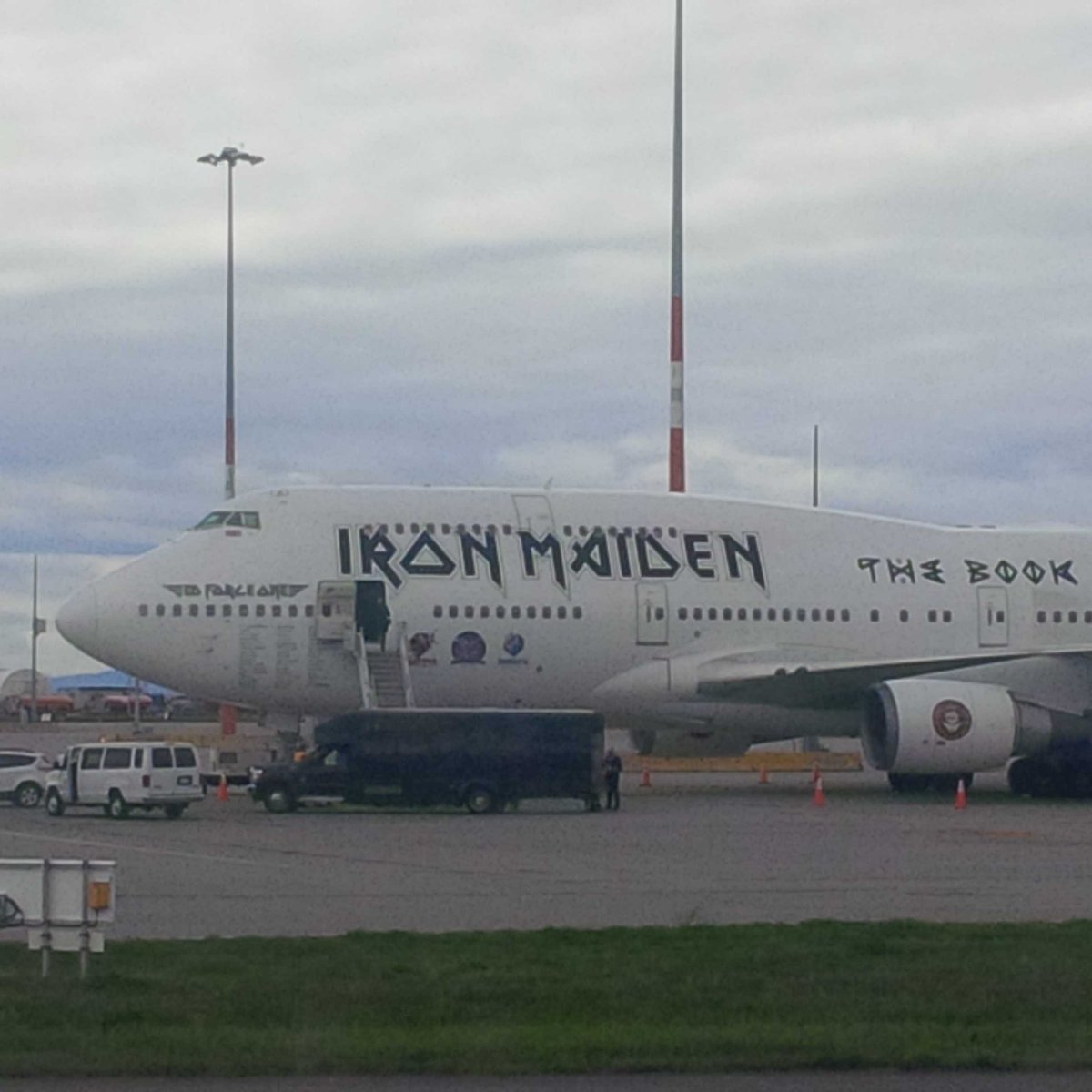 Tomreed013's tweet photo. @Suzifuji @RoxyRoxLA @Shananay_G @SoCalrockergal Iron Maiden at Boeing party tonight...gonna meet the band! https://t.co/fXzdA7vu6D