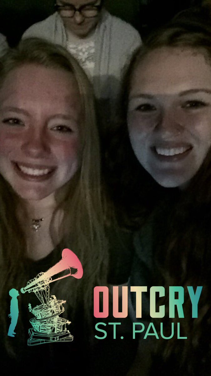 SarahKindem's tweet photo. Loving #outcrytour https://t.co/eovOGY9GcL