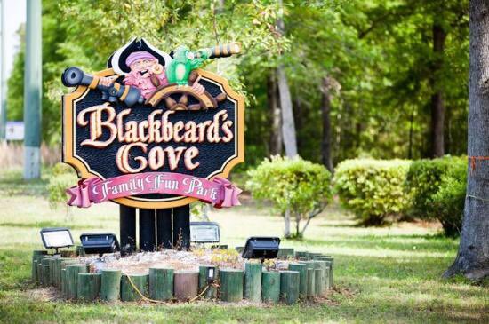 BestBuddiesCofC's tweet photo. Our last event of the semester is quickly approaching! 2-4 THIS Saturday at Blackbeard's Cove! https://t.co/j3Nm0KRYu9