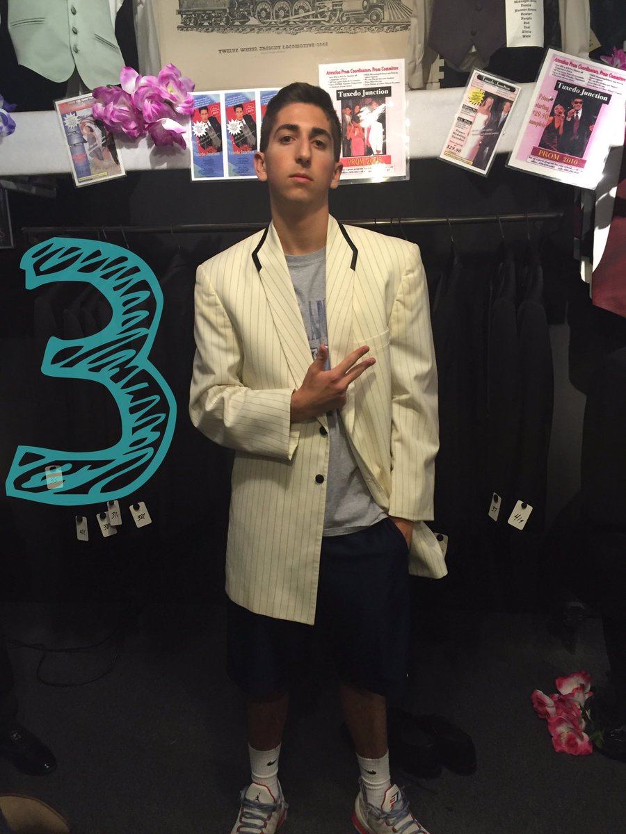 MrEast2016's tweet photo. 3 days..... Everyone remain calm https://t.co/uWPEXv5bTj