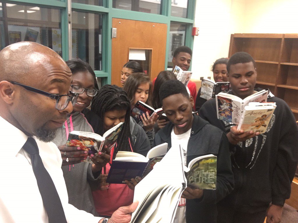 TCHS Book Club - Team Literacy! Readers and leaders! A great celebration of their love of reading!