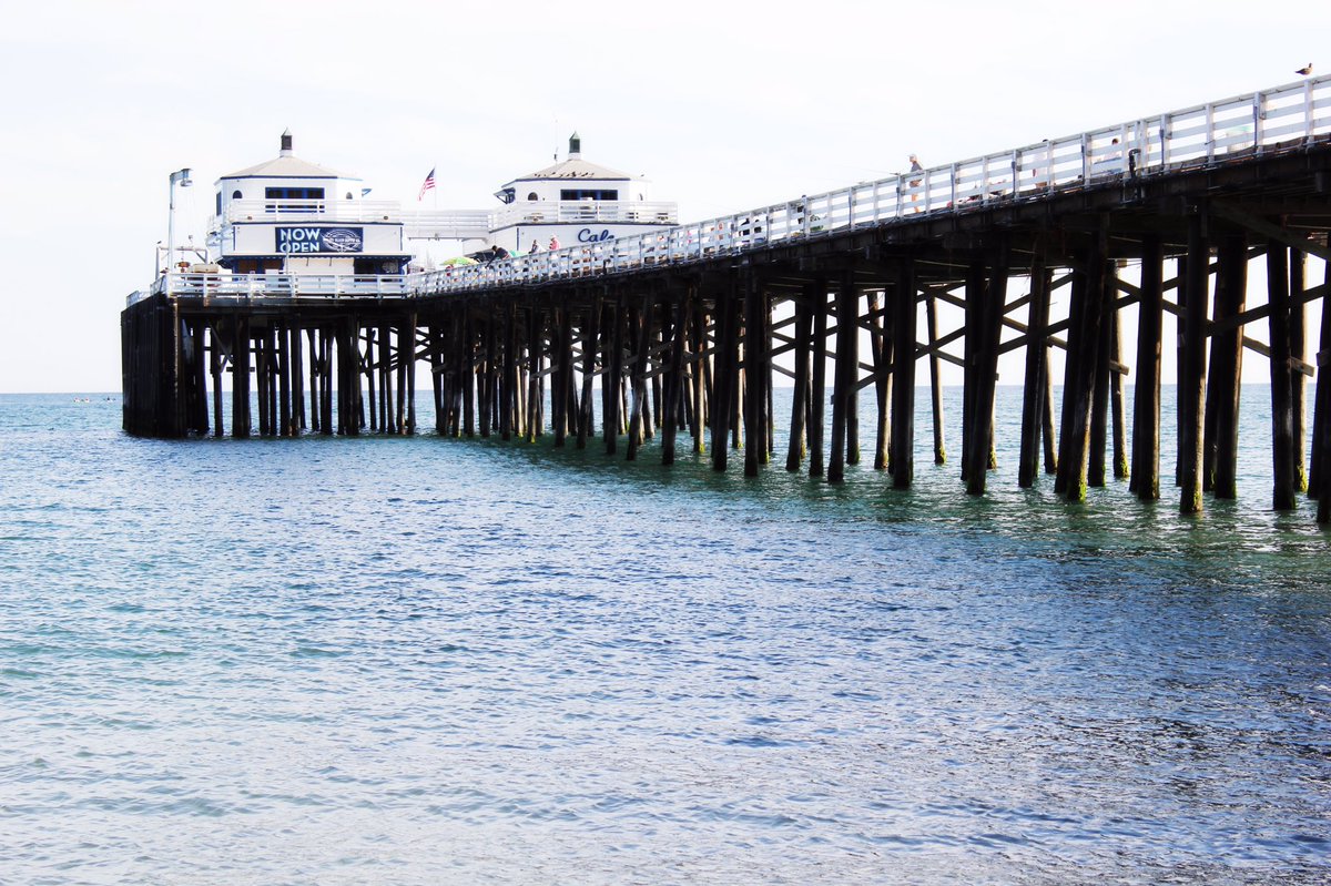 ScenMeditations's tweet photo. Just a nice view... #pier #malibu #California #surfriderbeach https://t.co/A9WeccHin9