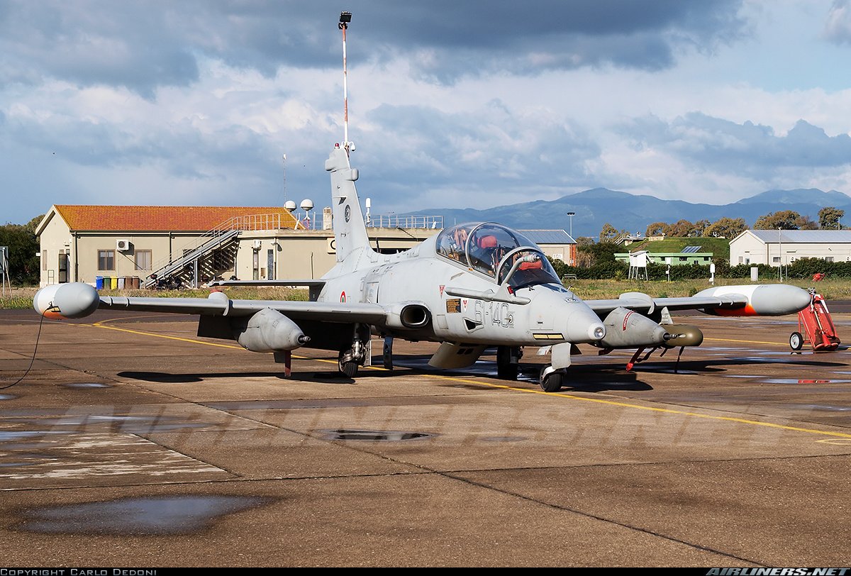 AvioMediaPhotos's tweet photo. Another #Aermacchi #MB339CD parked in the #flight line. #avgeek #aviation #planespotting https://t.co/esqixiA8dk https://t.co/kI8bgHfBa0