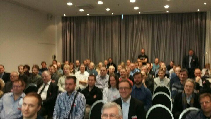 ChrisAntognini's tweet photo. Live with "Designing for Performance: Database Related Worst Practices" at #OracleInnovationDay in #Tallinn. https://t.co/hZYLjEQHGJ