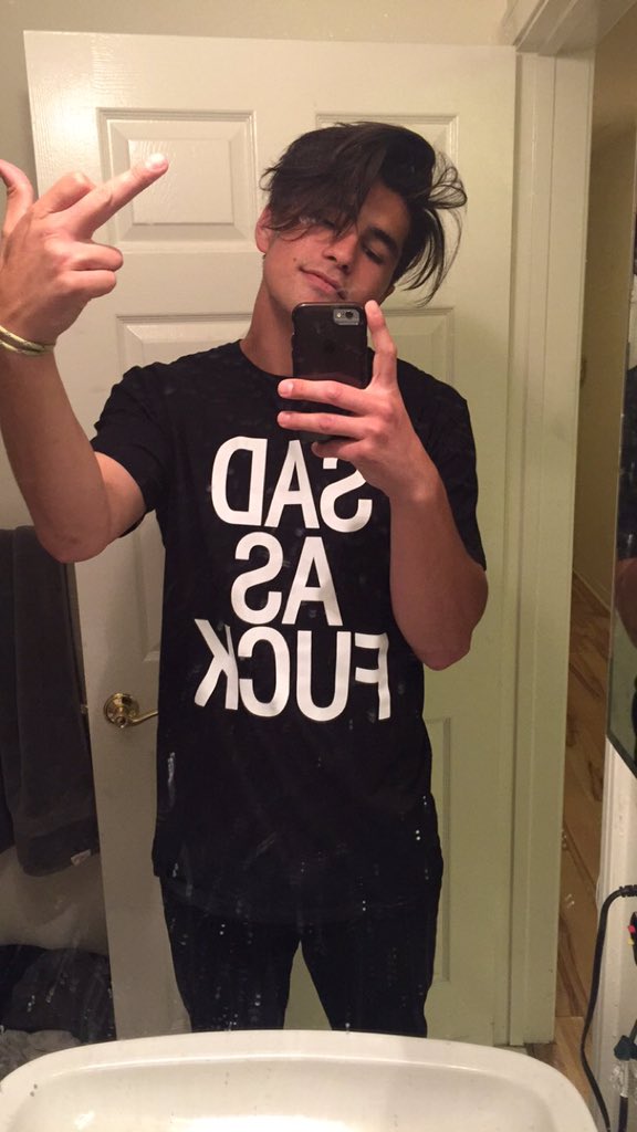 todderic_'s tweet photo. @ImNotScottySire @gothicmochas https://t.co/bDsJOA5GBo