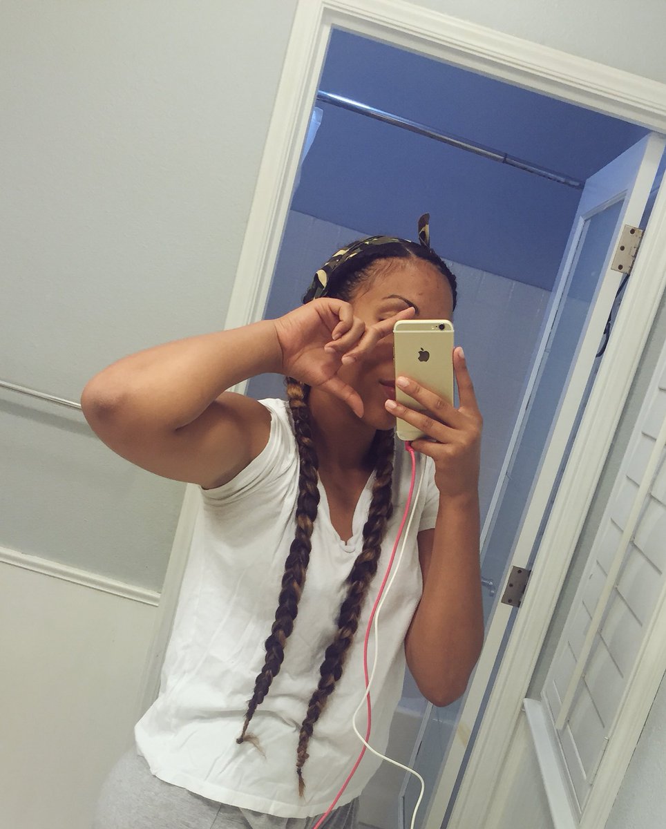 m_lajoyceann's tweet photo. Lames 🙃 https://t.co/8taJ92pQcv