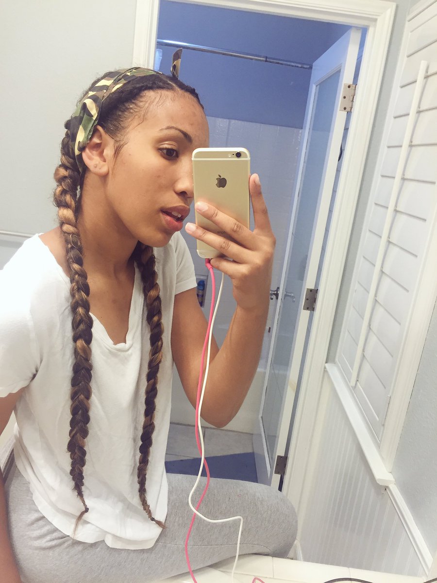 m_lajoyceann's tweet photo. Lames 🙃 https://t.co/8taJ92pQcv