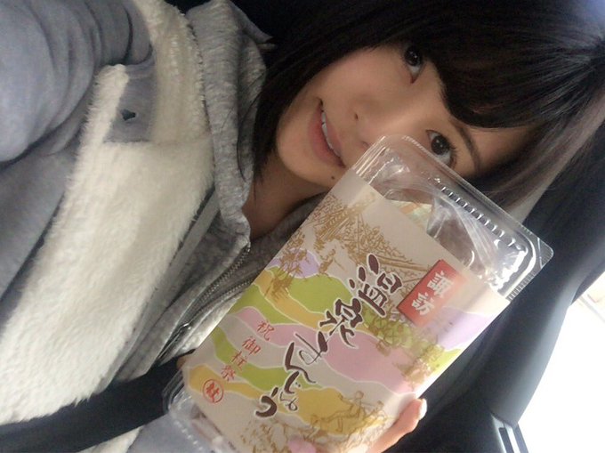 黒乳首〜。黒乳首はいらんかね〜。 https://t.co/GAD5qar7nX