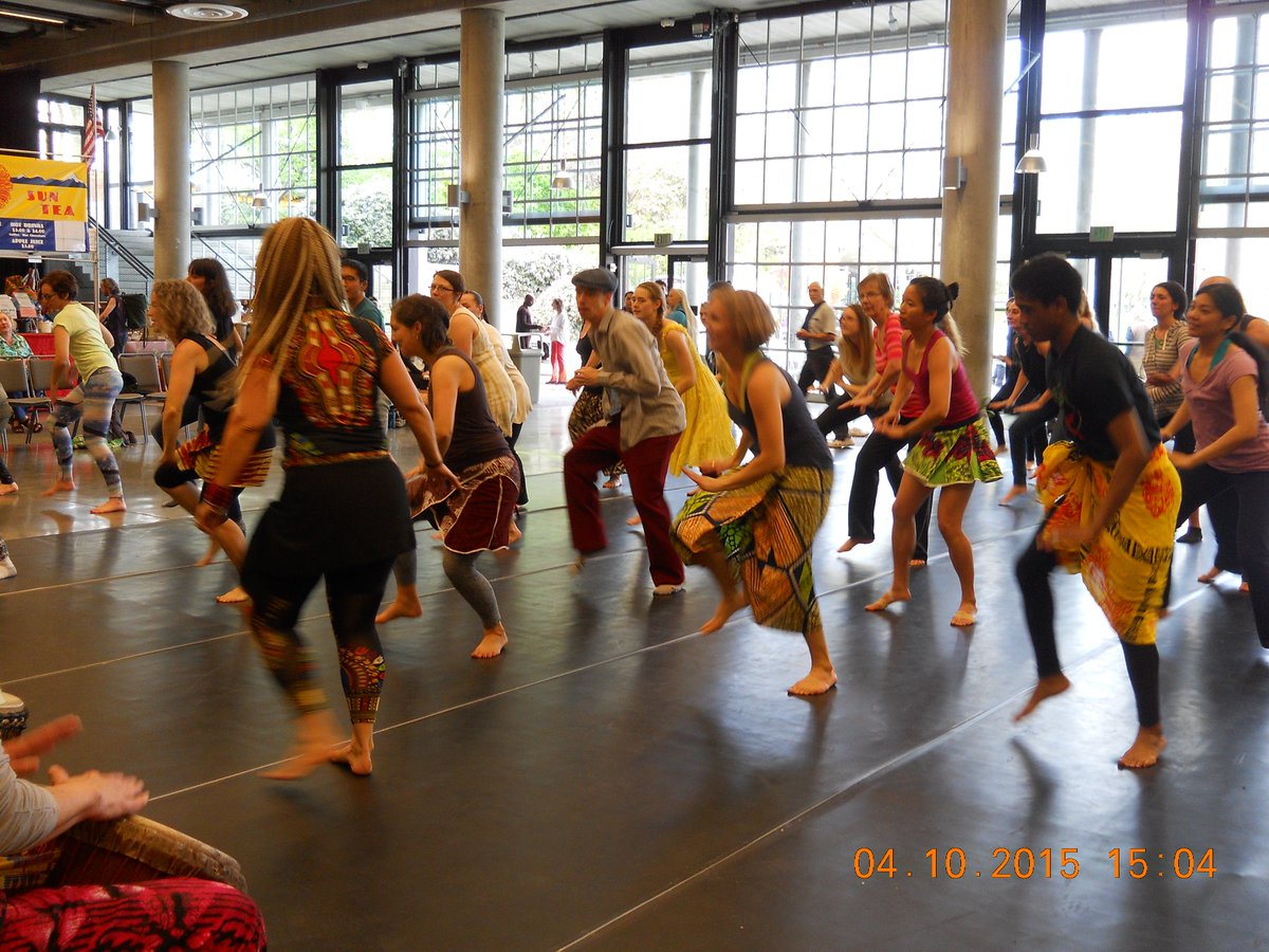SWPSSeattleWRF's tweet photo. #WRF2016 Highlights ~  Dance Class! https://t.co/JWfBWIQamN