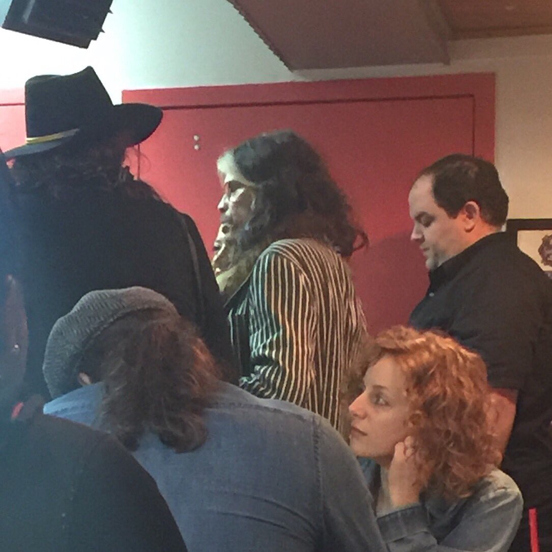 tonymcleod's tweet photo. When you want Hattie B's Hot Chicken after basketball w @aufan22 &amp; Steven Tyler happens to be there #steventylerpjs https://t.co/ThqlCYpUAV