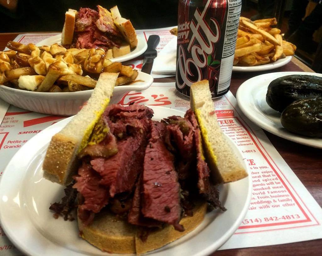 OttawaFoodGuys's tweet photo. Smoked meat, poutine, pickles, poutine. @schwartz_deli @montreal  #nofilter#meatsweats#sch… https://t.co/kZwP8fQOGQ https://t.co/J7CNP6q3Xm