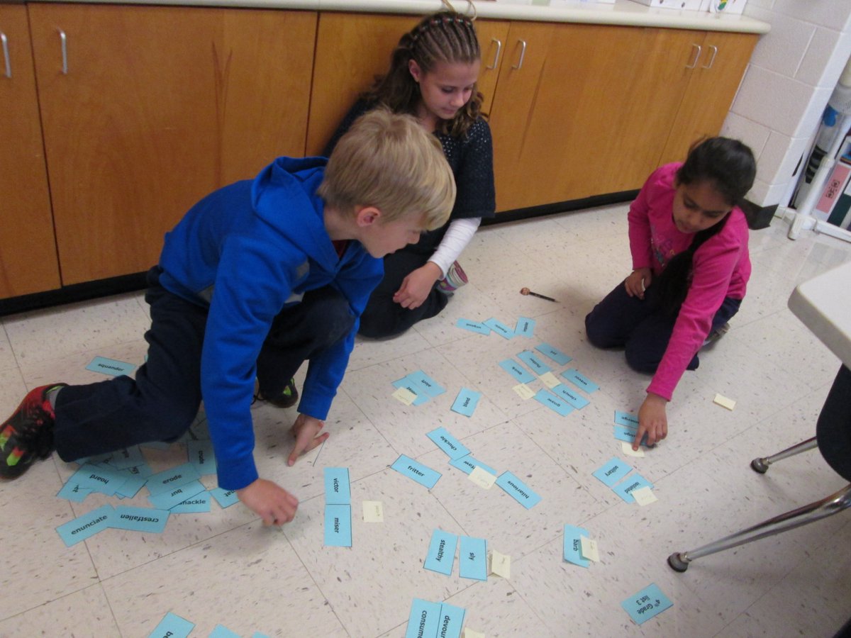 ChallengePV's tweet photo. #3LAH &amp; #45LAH practiced for #WordMasters today.  We are READY! https://t.co/nYYtW4MB7n