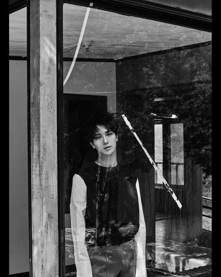 shfly3424's tweet photo. 3년전.. 브라더형수와 작업한그곡.. 그리고 에코형이 편곡을 도와준 바로 그곡 '문열어봐' 여러분과 공감할 생각에 벌써 설렘가득이네요 ☘ #문열어봐 #Ecobridge #BrotherSu #Yesung https://t.co/fKSDdfket2