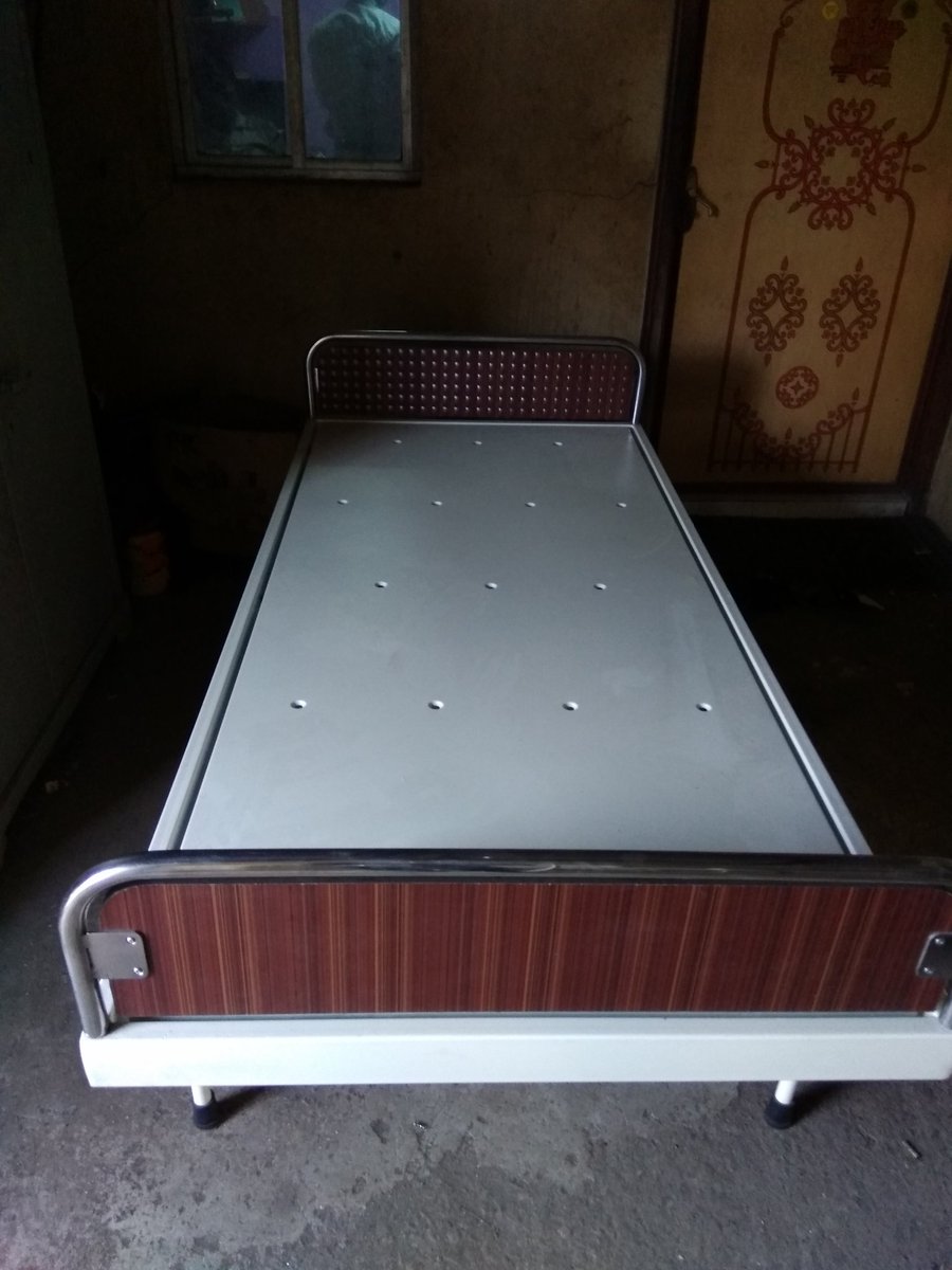 RewaMfg's tweet photo. Rewa Hospital Plain Bed
#rewa #hospital #bed #hospitalfurniture #doctor #manufacturing #plainbed https://t.co/zhVjOFsS9Z