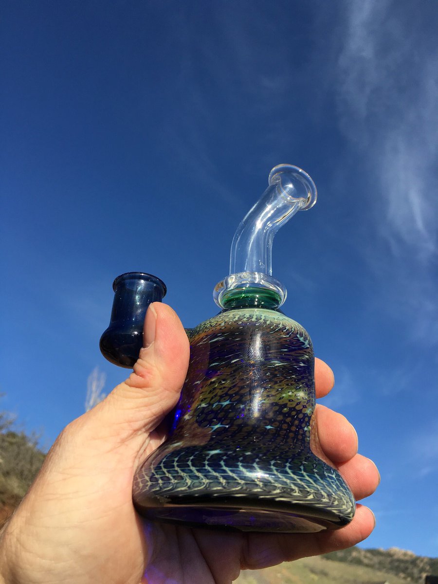 BradWilsonGlass's tweet photo. Working on some new #minitube pieces. #HeadyGlass #rig #bangerhanger #dabs #710 #glassart @DabbersDaily @DankDabber https://t.co/0FWEvrJkjm